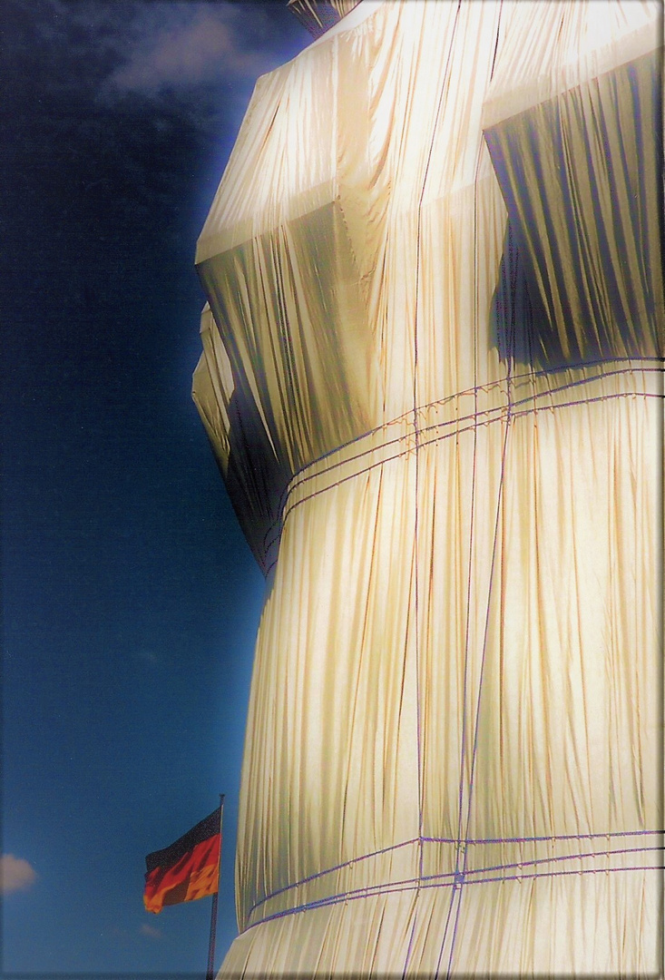 Christo, verhüllter Reichstag, 1995