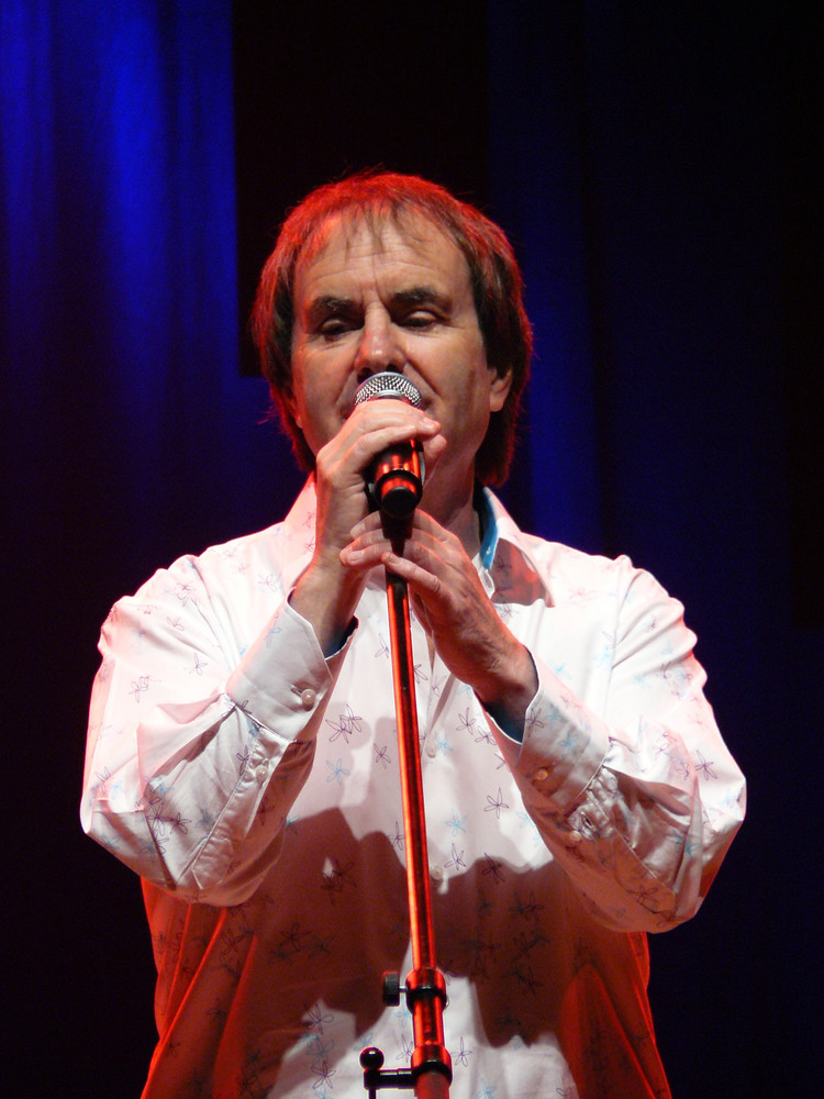 Christopher John Davison (Chris de Burgh)