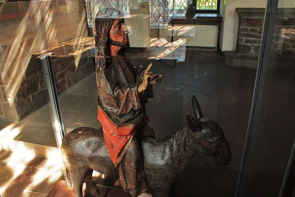 Christus auf einem Maulesel in der Burgkapelle Altena