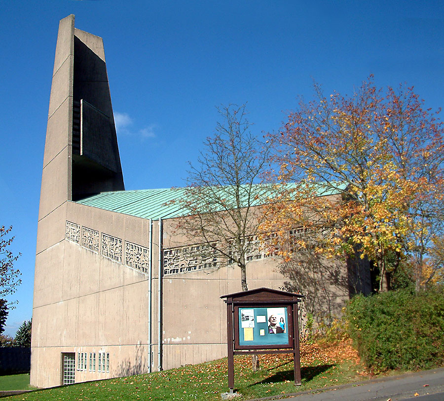 Christuskirche Siegen-Giersberg (Seitenansicht)