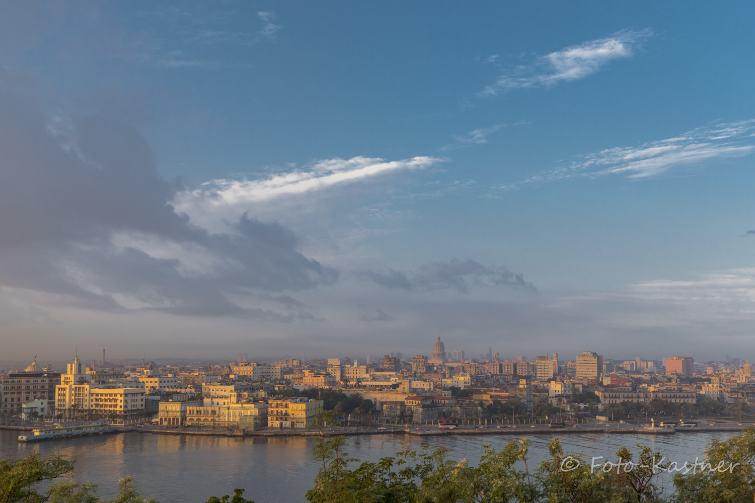 Christus´s Blick auf Havanna 