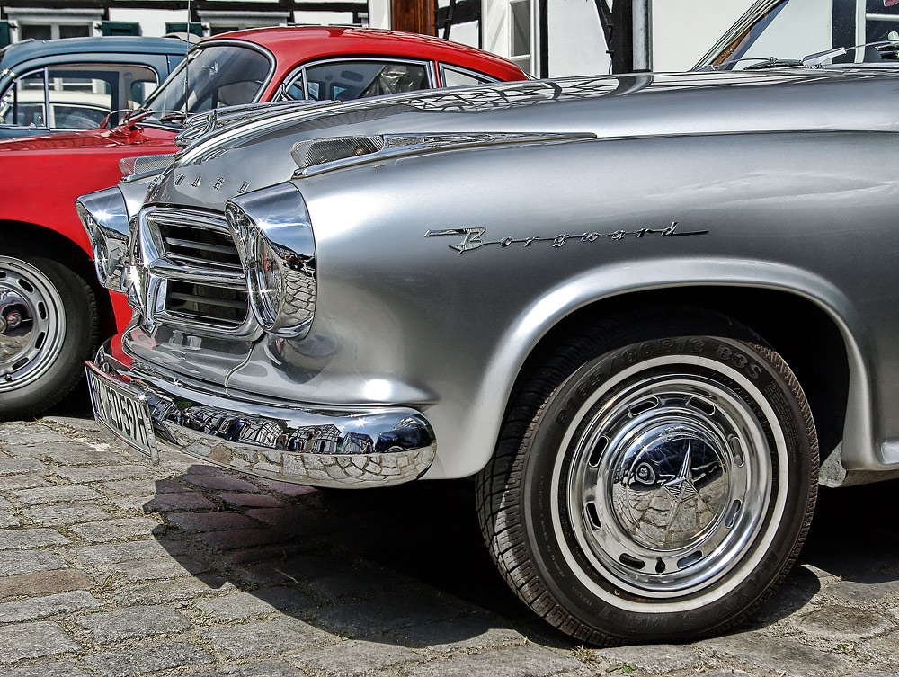 Chrome As Chrome Can: Borgward Isabella