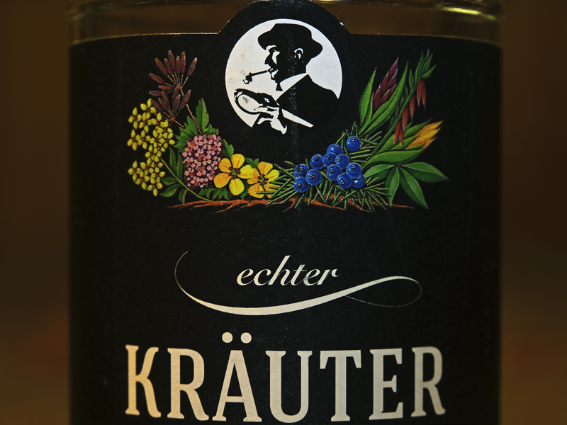 Chrüterschnaps