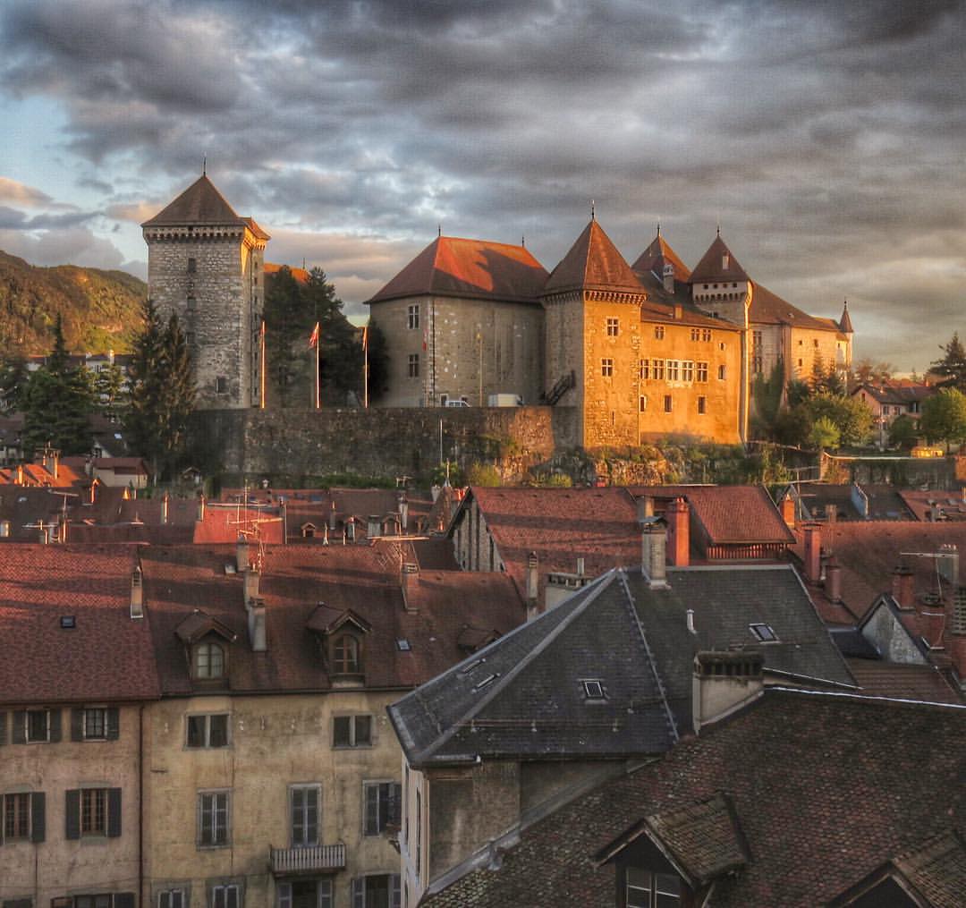 Château d'Annecy en fin de journée