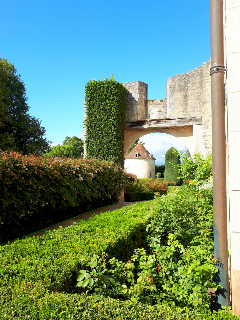 Château de Beaulon ....