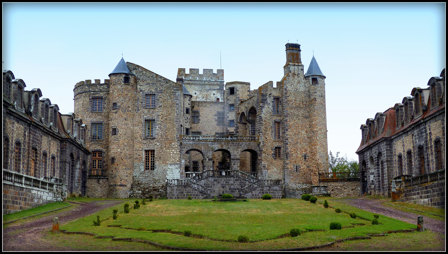 Château de Chazeron 