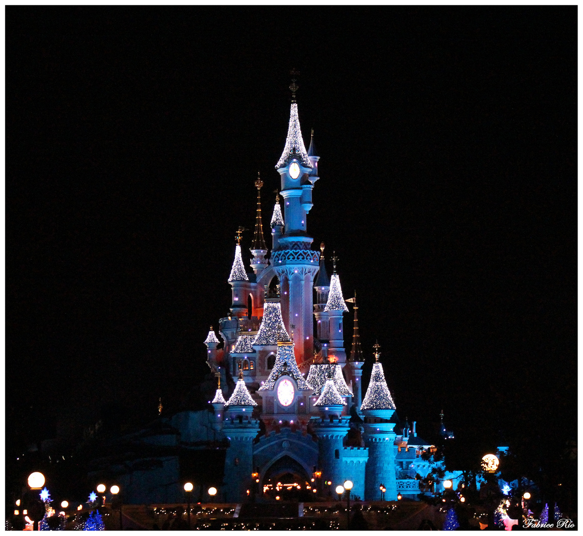 Château de la Belle au bois dormant Disneyland Paris photo et image europe, france, ile de Château de la Belle au bois dormant Disneyland Paris photo et image europe, france, ile de