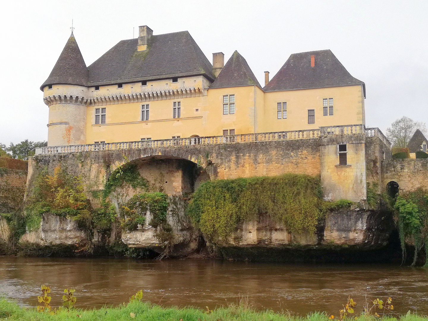 Château de Losse, Perigord