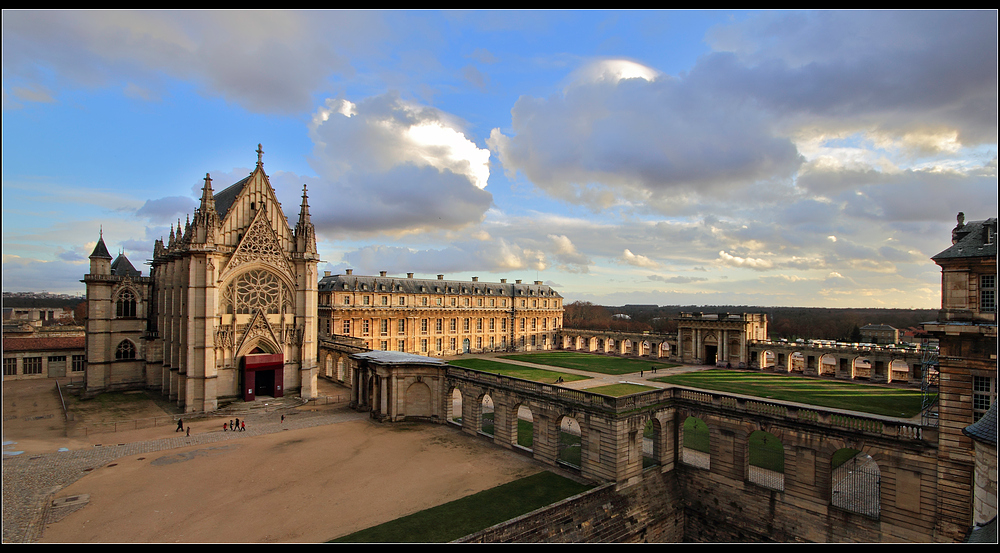 Château de Vincennes .