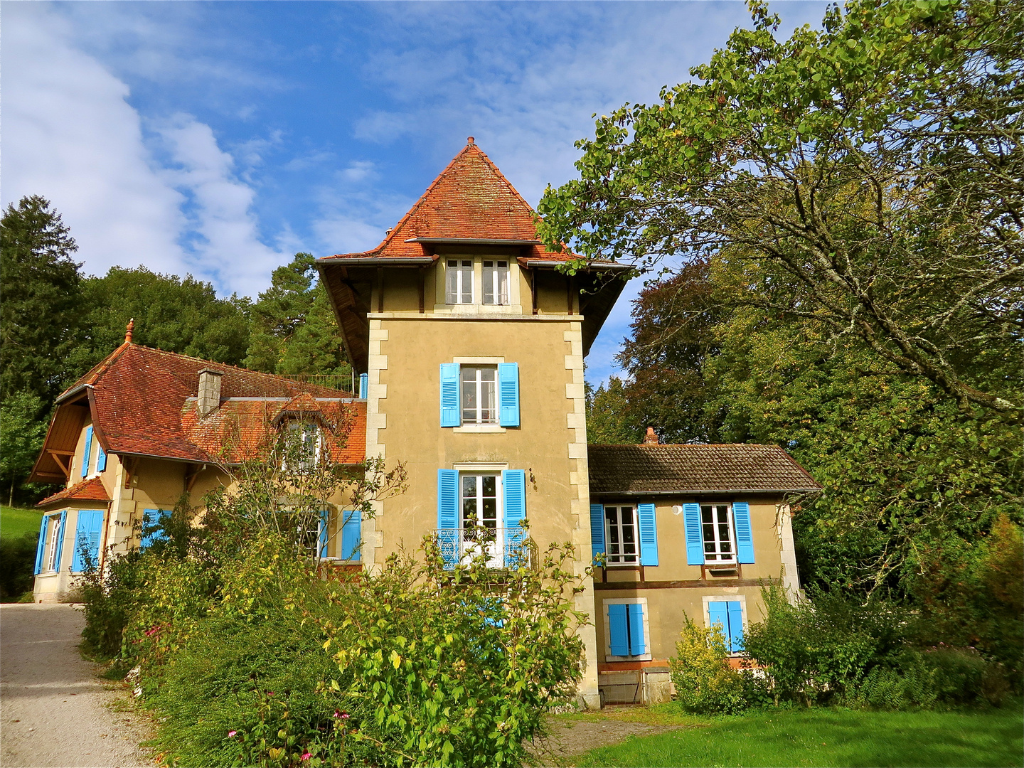 ... Château du Mont Joly !!!..