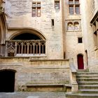 Château du Roi René, Tarascon - cour d'honneur - 2