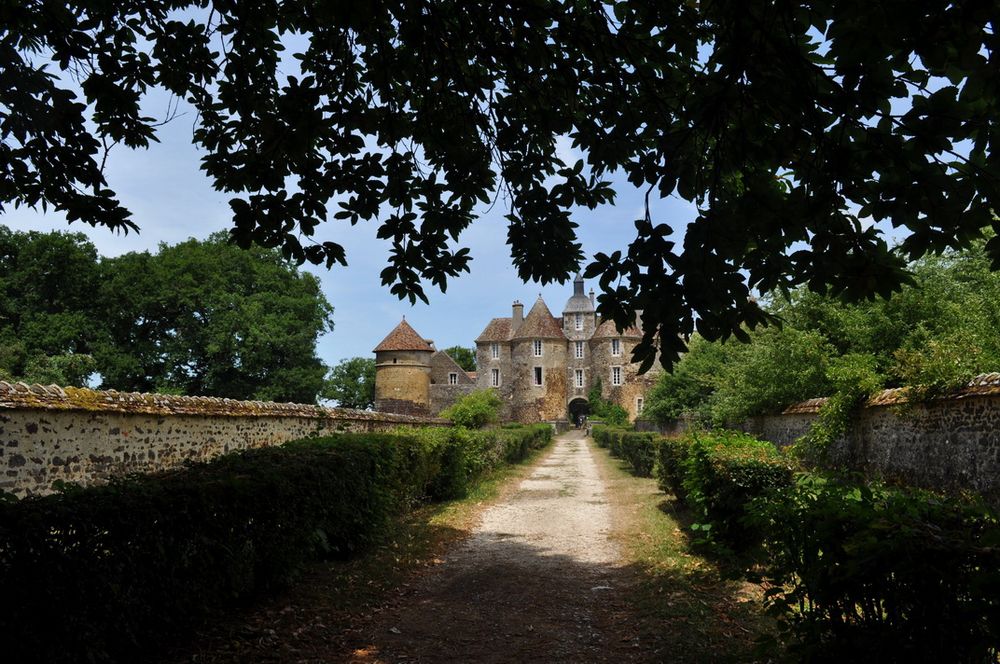 Château Ratilly dans l'Yonne