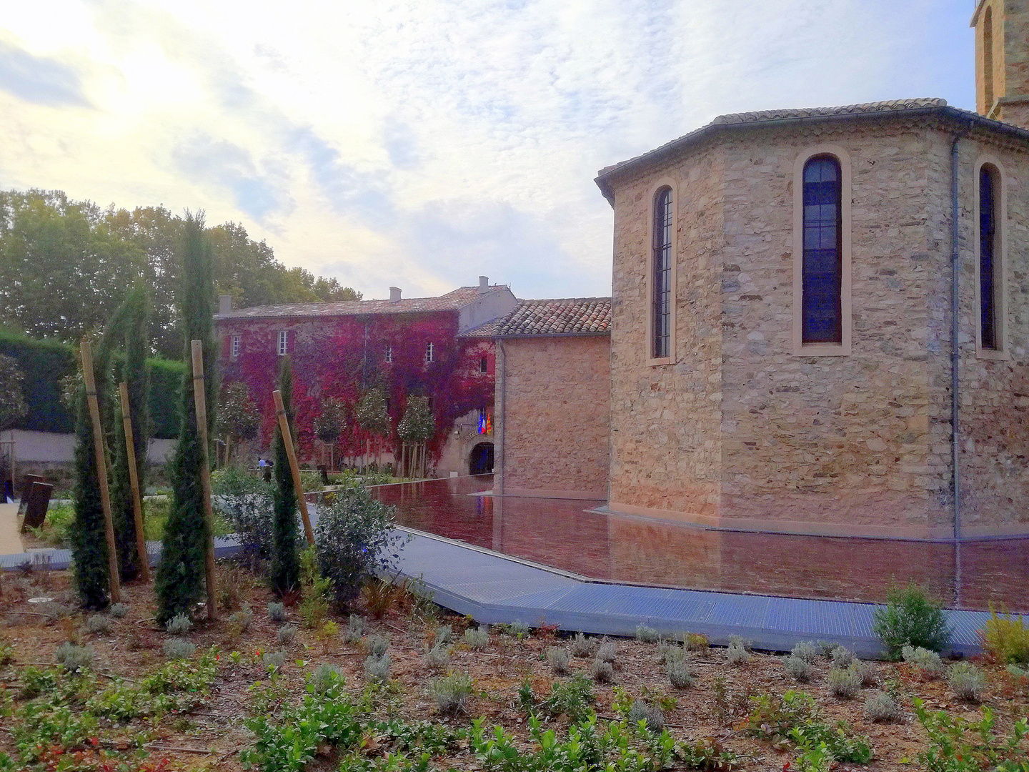 Châteauneuf-le-Rouge, Provence