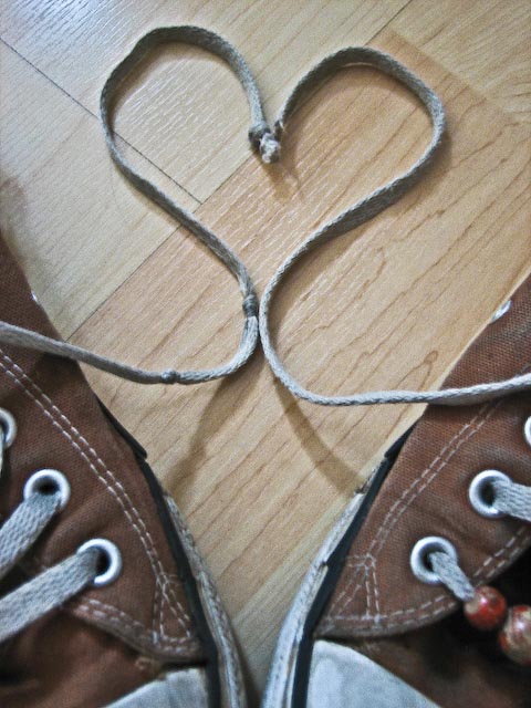 chucks in love