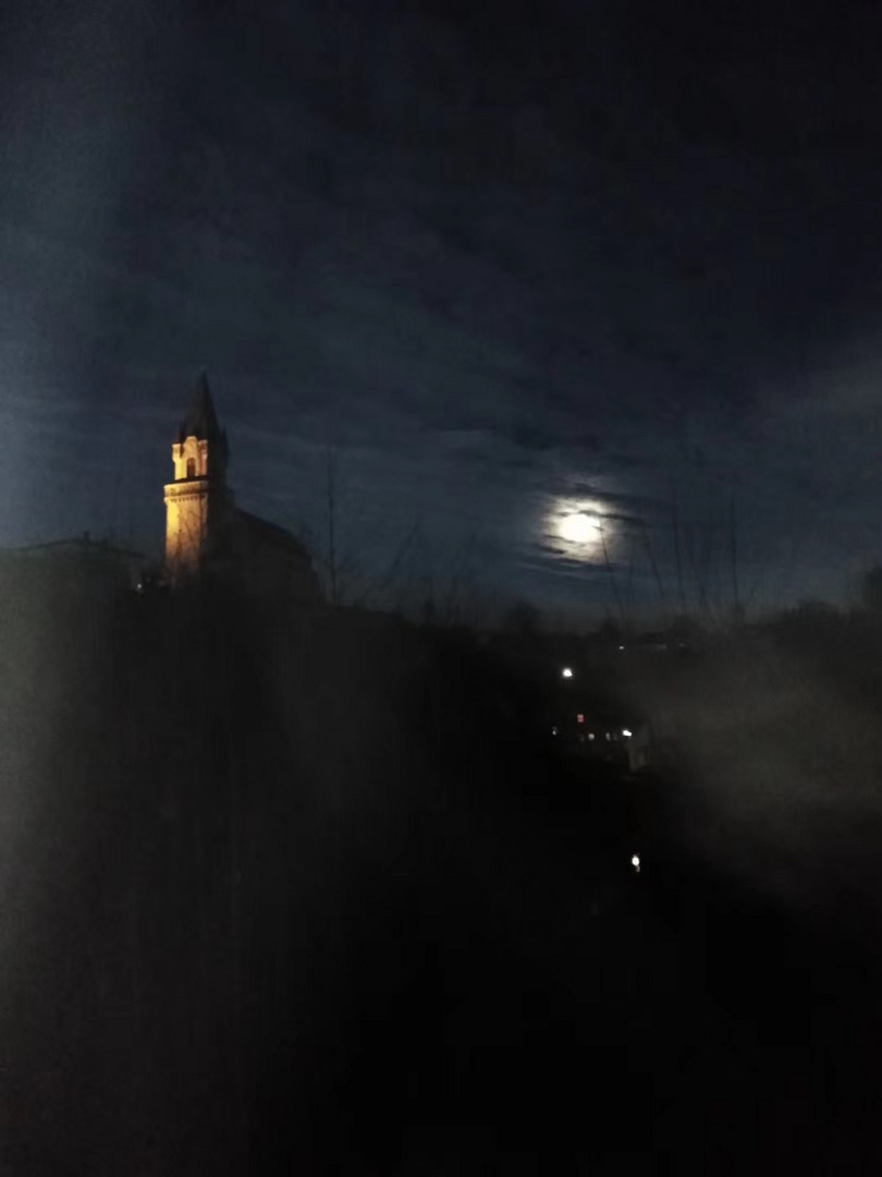 Church and Mond _haslach n der Mühl 