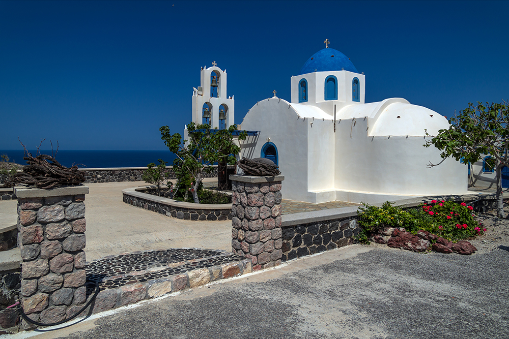 Church of Panagia Kalamiotissa-Santorini 