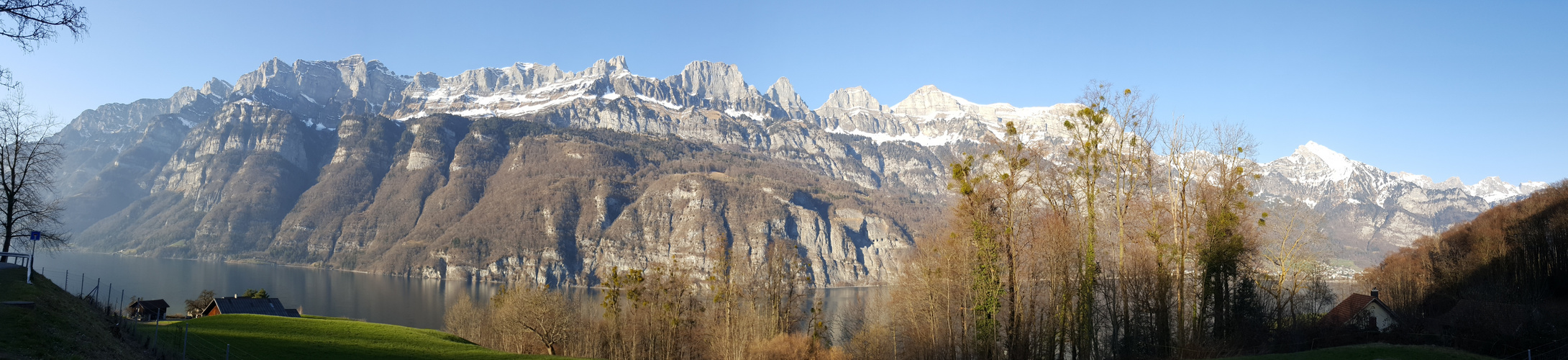 Churfirsten am Walensee  "sorry Handyföteli"