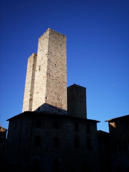 ciel bleu à San Gimignano de Regina König