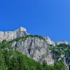 Ciel bleu sur la montagne