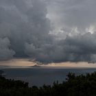 Ciel chargé au dessus de la baie 