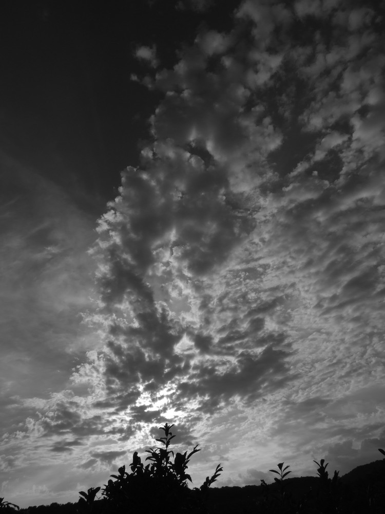 Ciel de Collonges la rouge