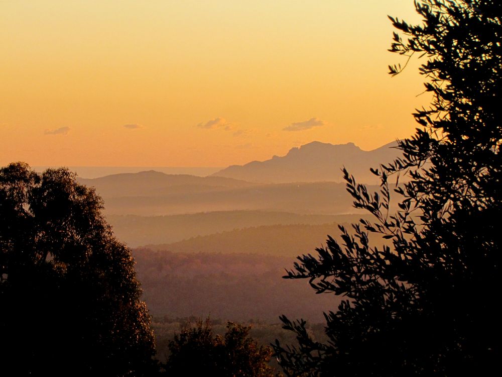 Ciel d'hiver sur Vence (Alpes Maritimes)