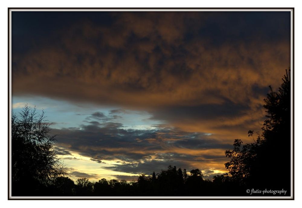 Ciel d'un matin d'automne