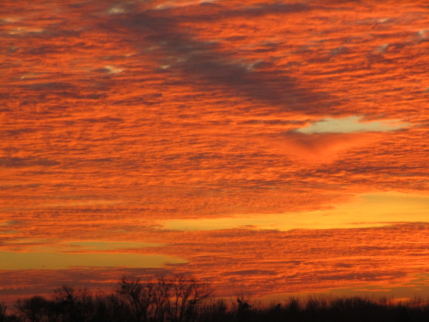 ..Ciel en feu dans le 45 ..