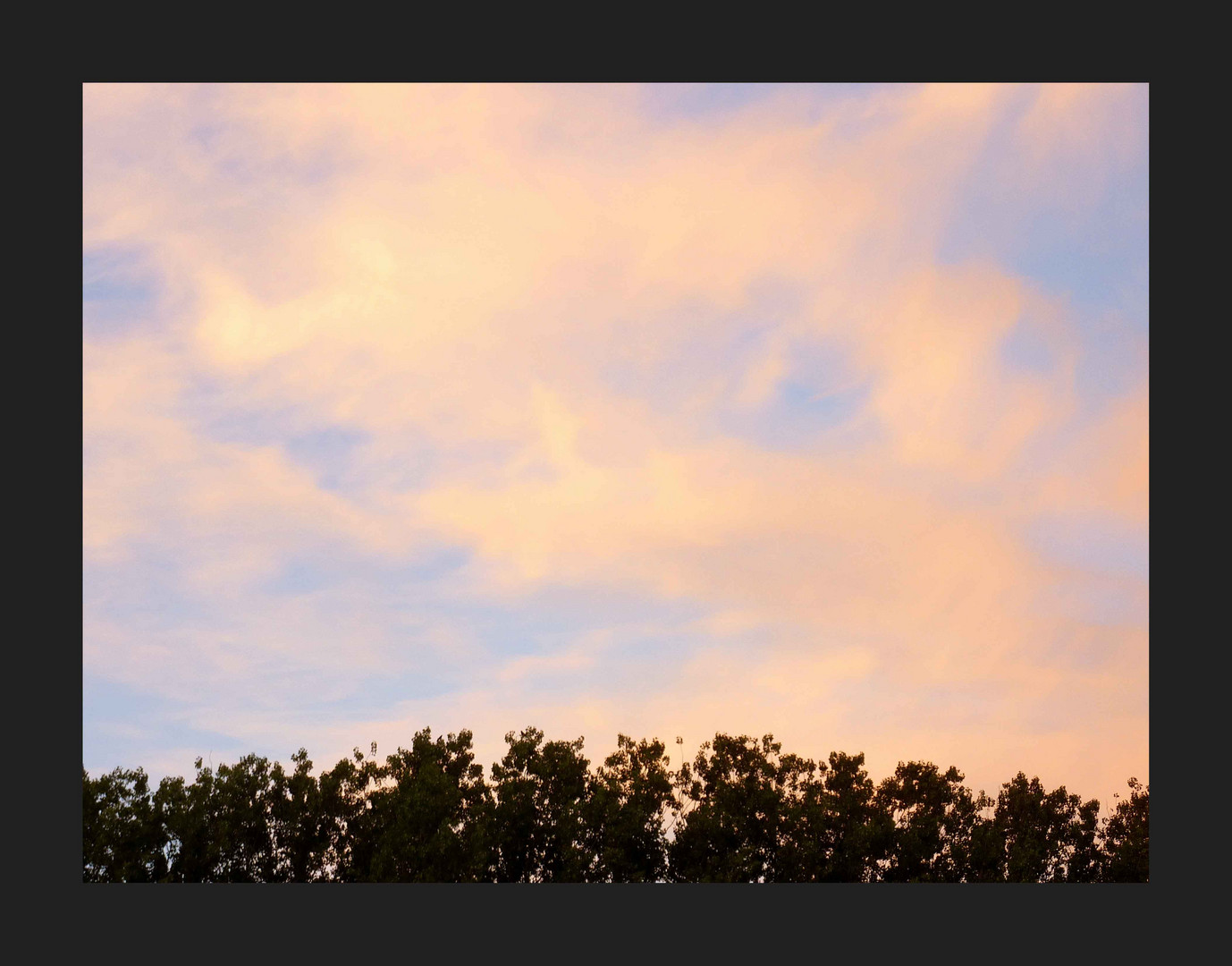 Ciel et nuages colorés