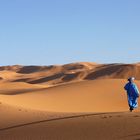 Cielo blu, Uomo Blu, deserto  rosso - Blue Sky, Blue Man, Red Desert