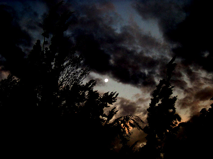 Cielo misterioso... / Mysterious sky...