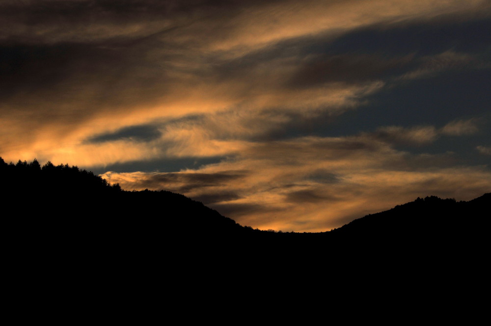 Cielo sobre el Cadí