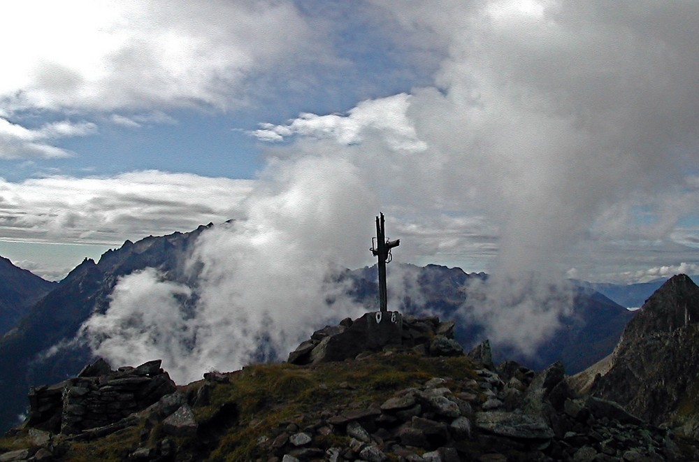 Cima Busa Alta -   nel gruppo Lagorai -  mt.2513