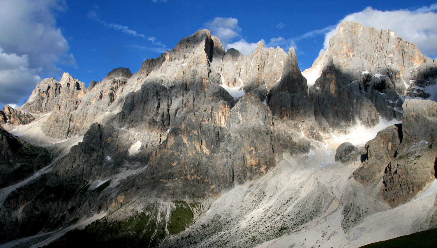 Cima di Focobon, Cima dei Bureloni und Cima Vezzana im Abendlicht