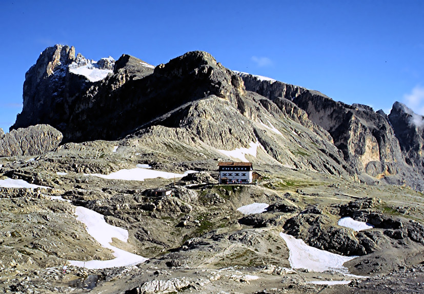 Cima Pala mit Rosetta Hütte