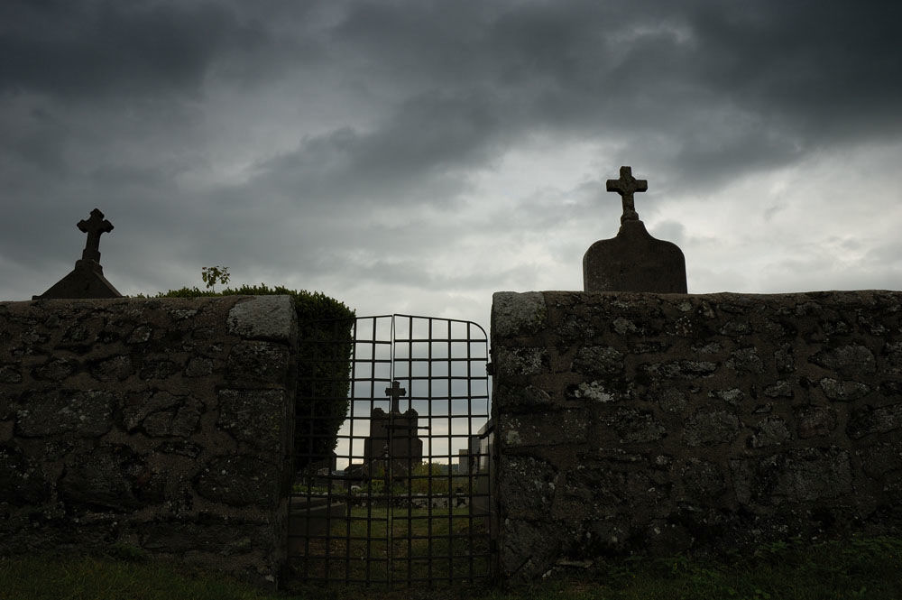 Cimetière de Bredons (Cantal)