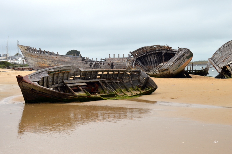 Cimetière des bateaux ....