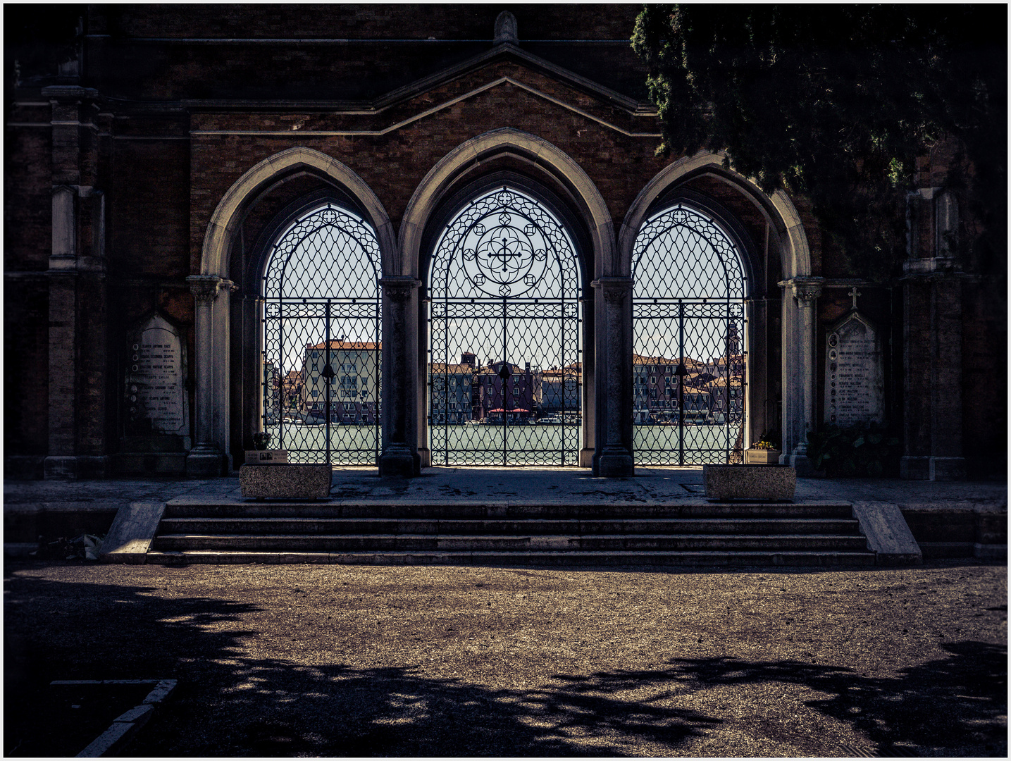 Cimitero S. Michele, 3