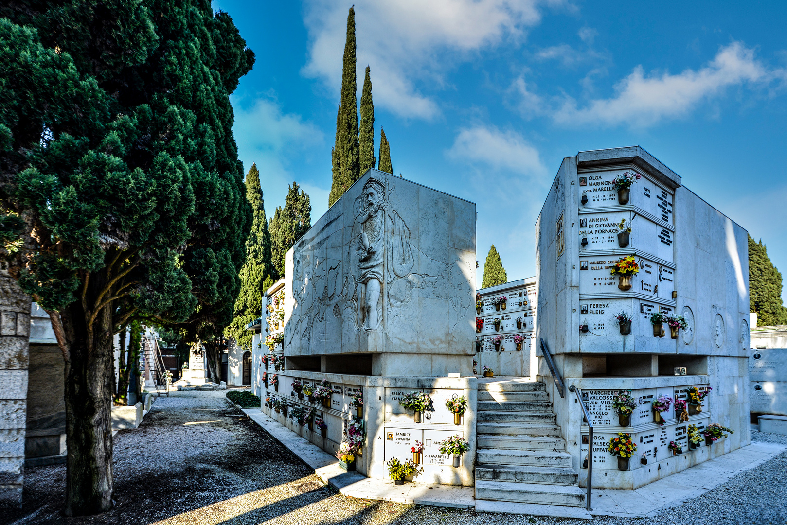 Cimitero San Michele 02