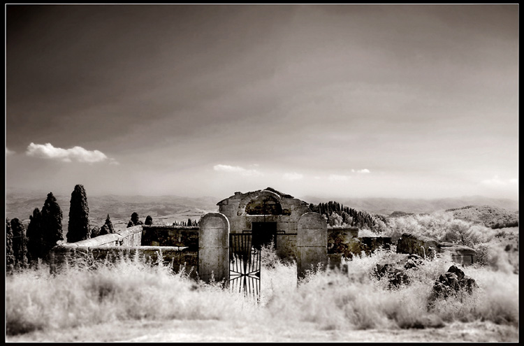 cimitero toscano