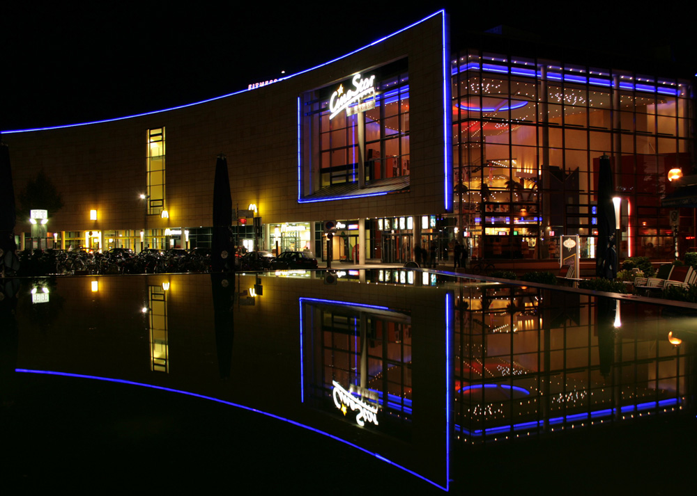 Cinema by night