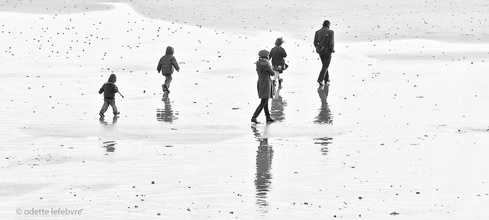 cinq en hiver sur la plage