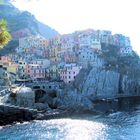 Cinque Terre - Manarola  im morgendlichen Gegenlicht.