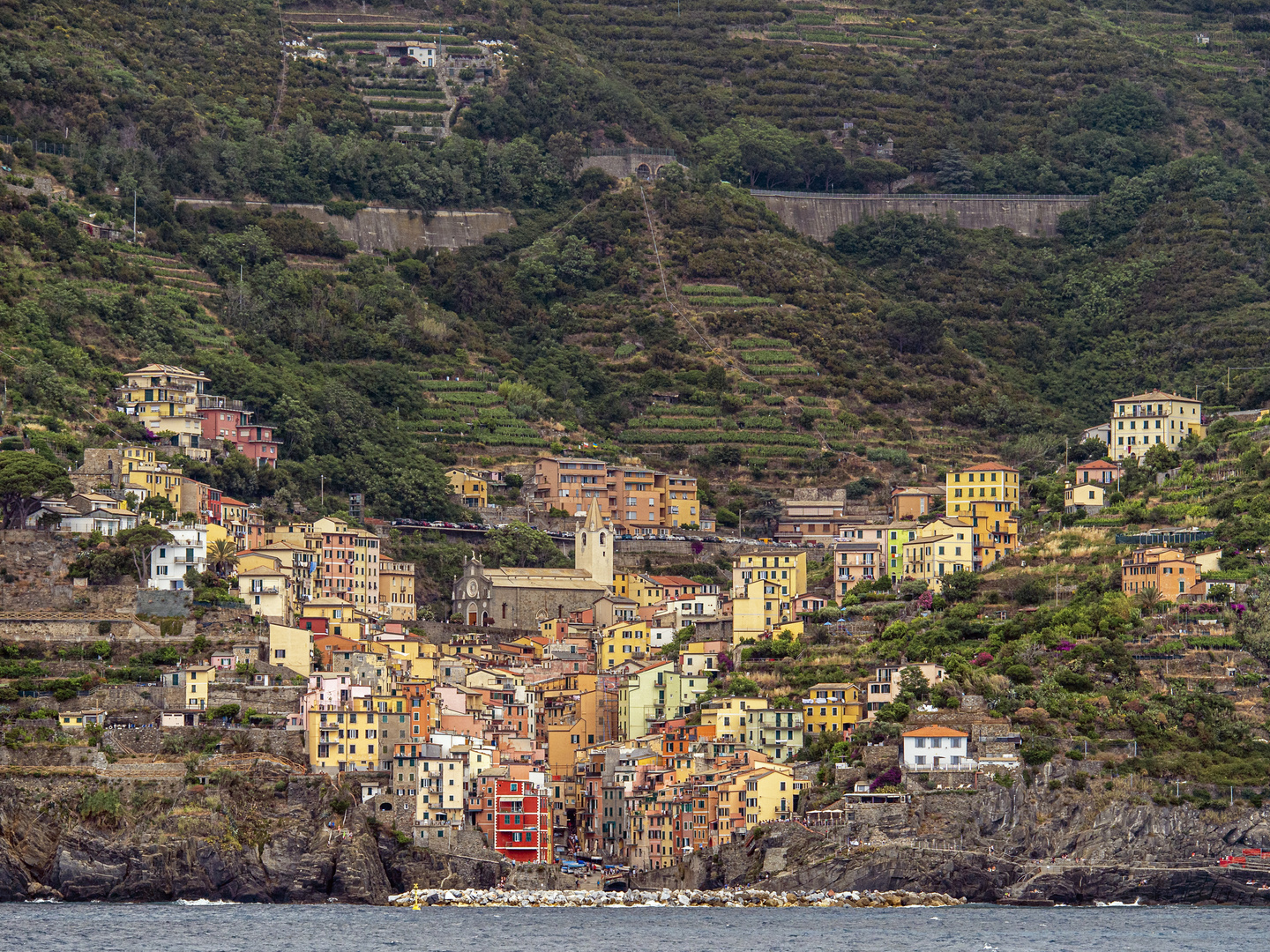 Cinque Terre. Riomaggiore. Ansicht vom Meer.