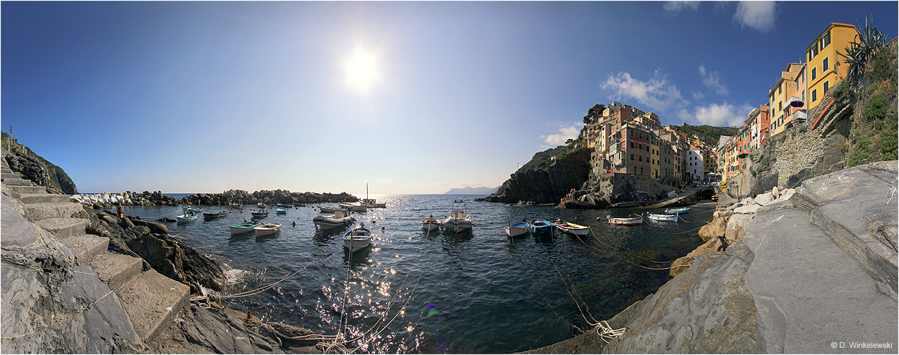 Cinque Terre - Riomaggiore Panorama