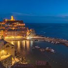 Cinque Terre. Vernazza. Blaue Stunde.