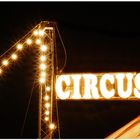 Circus bei Nacht