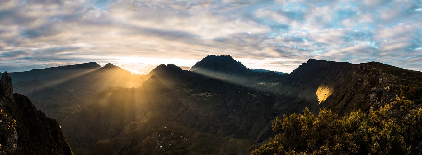 Cirque de Mafate Sonnenaufgang