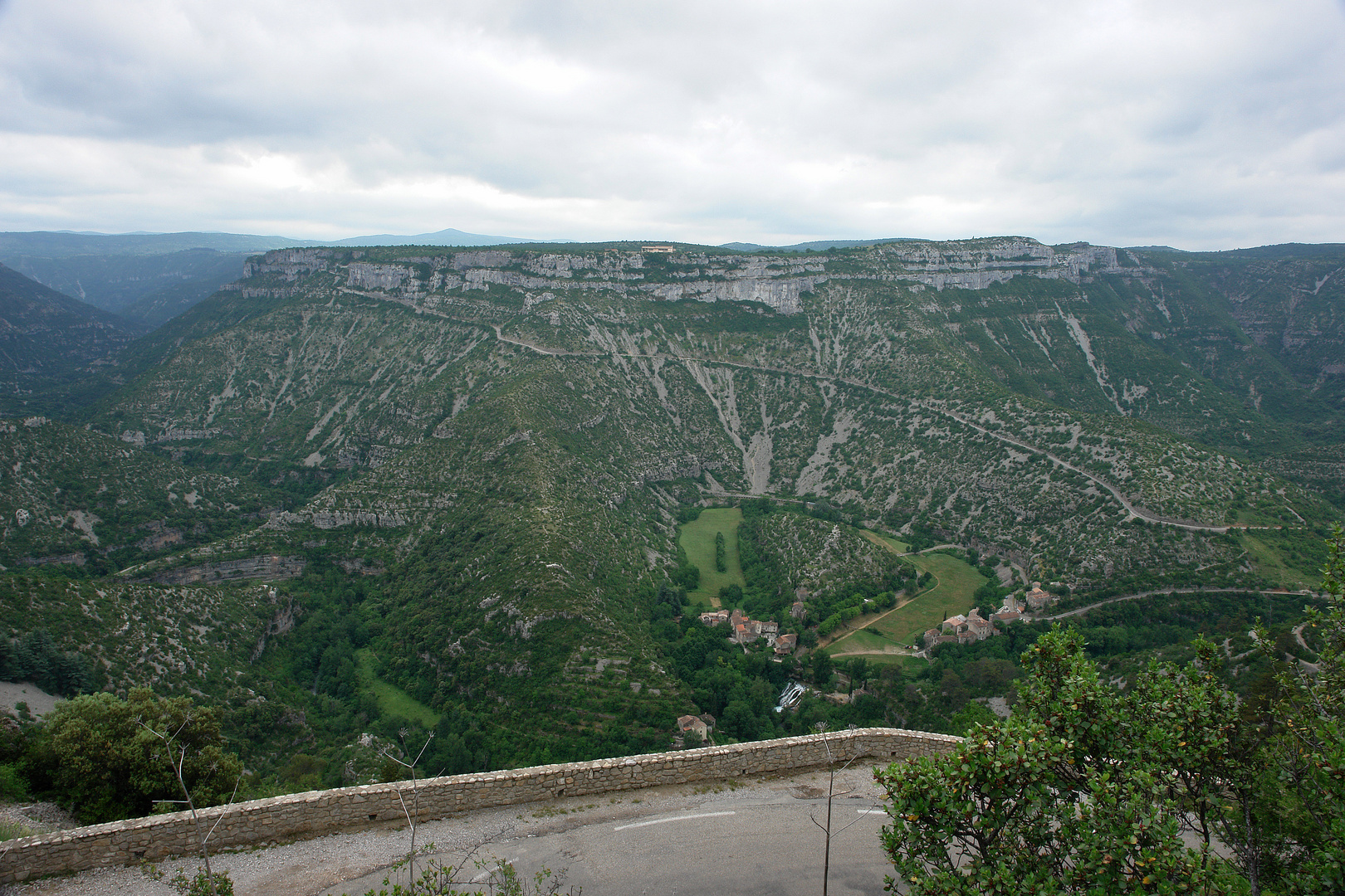 Cirque de Navacelles ( I.)