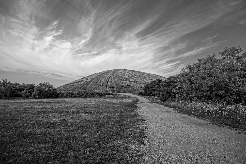 Cirrus Mountain